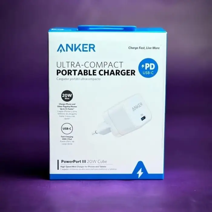 Anker 20W Fast Charger with Foldable Plug